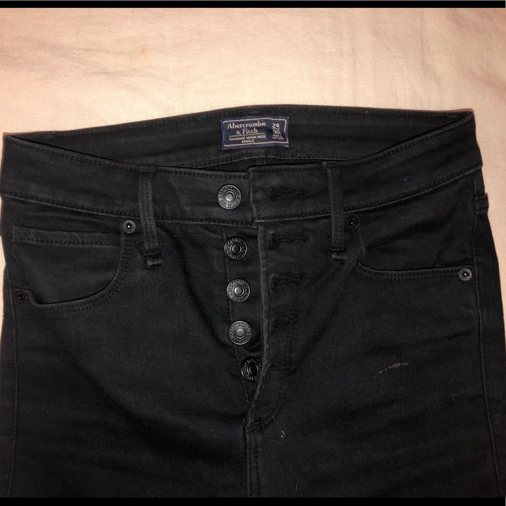 Black Ripped Jeans